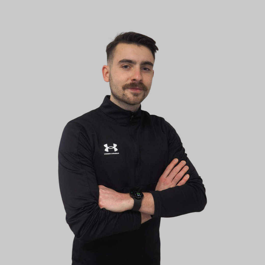 Adrian — Trener przygotowania motorycznego · Trener personalny